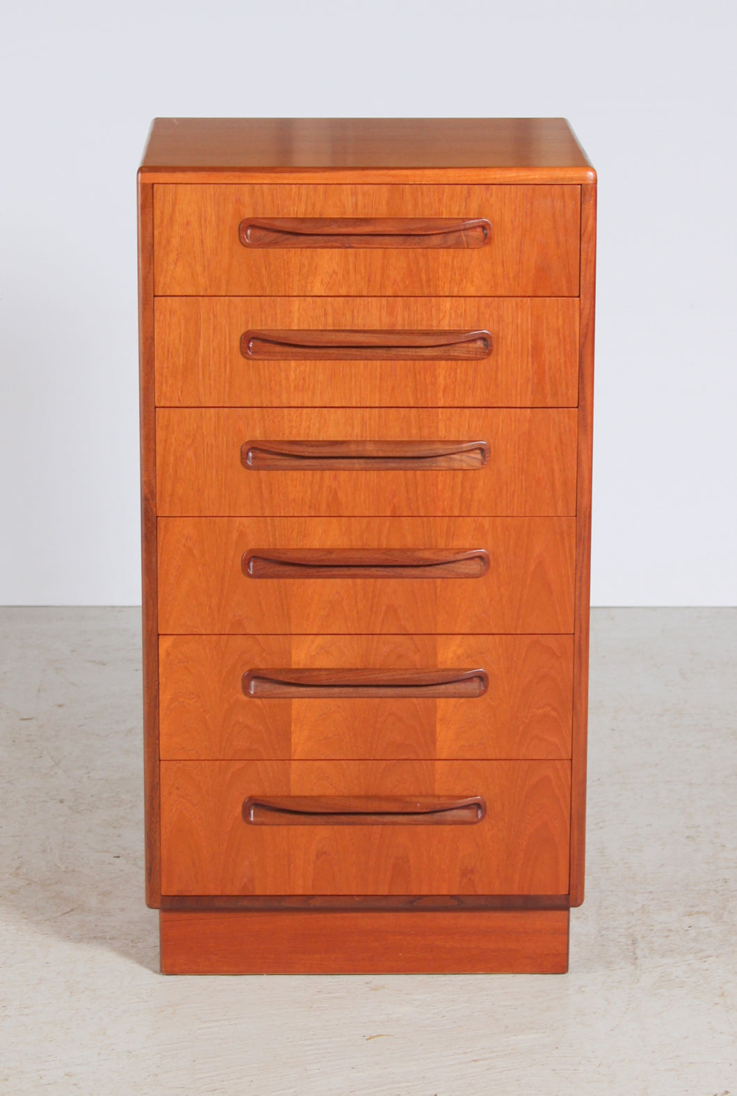 Mid Century G-plan Fresco Chest of Six Drawers, circa 1960s.