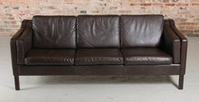 Load image into Gallery viewer, Danish Mid Century Brown Leather 3-Seater Sofa by Vemb Mobelfabrik, circa 1970s.
