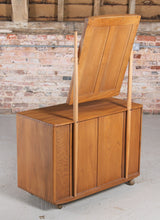 Load image into Gallery viewer, Mid Century Ercol Windsor Model 483 Vanity Chest Of Drawers With Mirror, circa 1960s.
